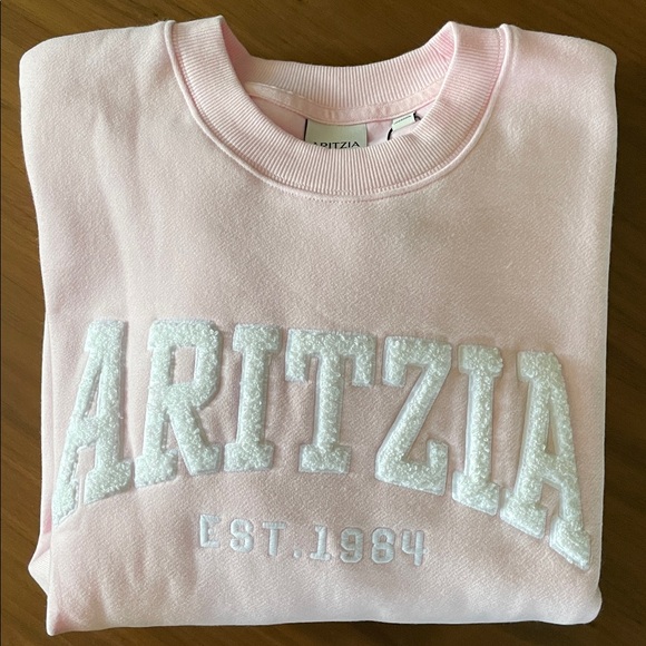 Aritzia Cozy Sweatfleece Perfect Crew Light Pink Crewneck Sweatshirt - Picture 8 of 11